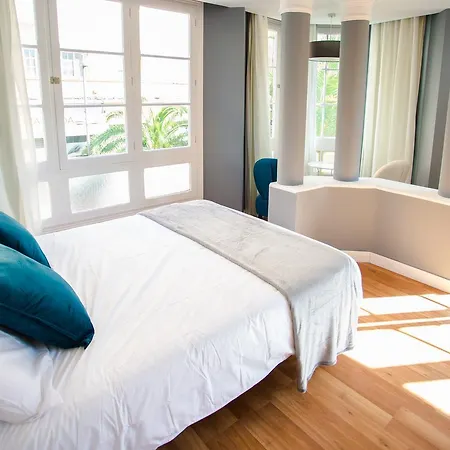 Miami Suites Las Canteras Beach Apartman